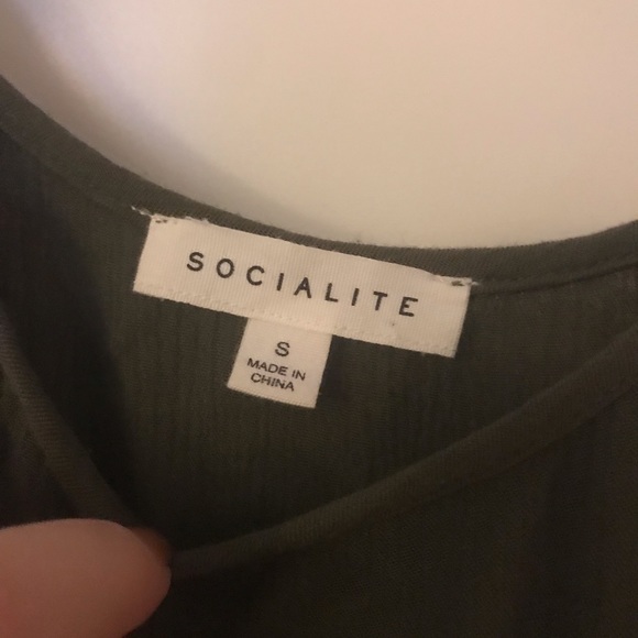 Green Tank - Picture 5 of 6